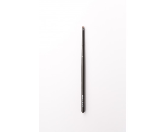 1361 BRUSH EYESHADING MICROFIBER 4MM BEAUTY IS LIFE