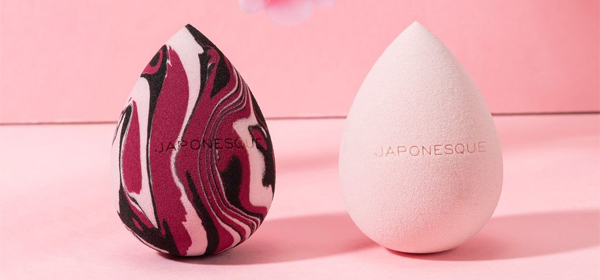 JAPONESQUE